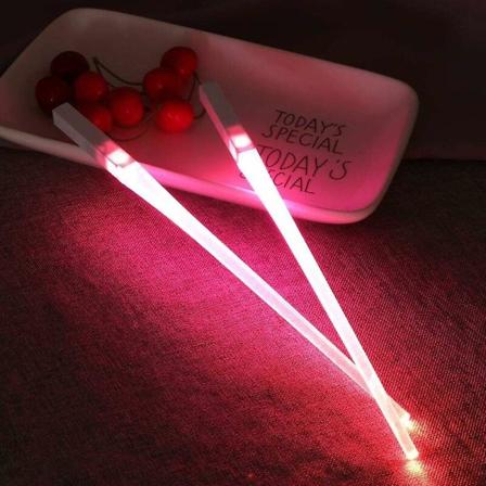 Laser LED bærbare og aftagelige spisepinde lysende holdbare og lette fødevarekvalitet bordservice til køkken og middag (Pink)