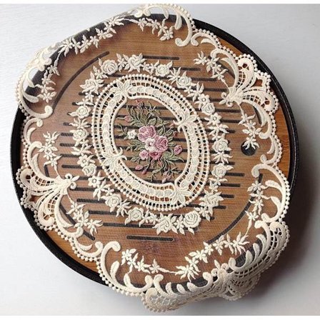 4-delt vintage blonde dug, fransk hæklet vedhæng, håndbroderi