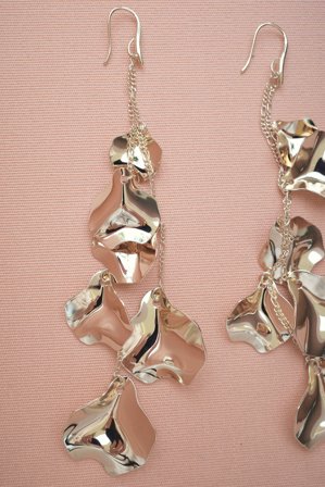 NA-KD Boucles d'oreilles feuilles suspendues - Bijoux - Or - One Size
