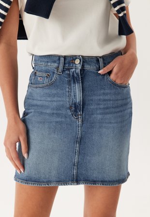 TOMMY JEANS Mom Skirt Bi0134 1A5 Denim Medium Klær