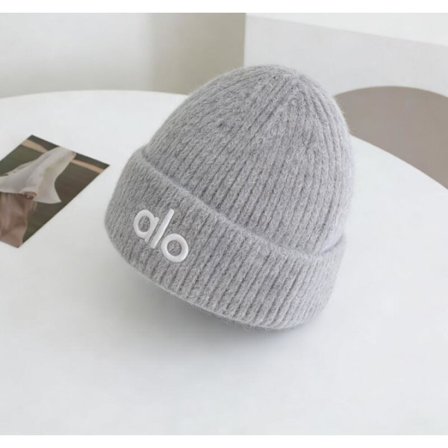 Enkel ALO-bokstavbrodert vevd lue for menn og kvinner, ny høst/vinter-ankomst, varm og tykk, former ansiktet - Lys grå