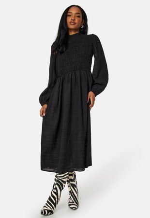 ONLY Julis LS Smock Dress Black Klær