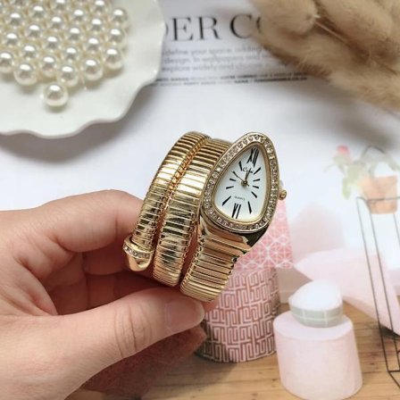 Ormklocka för kvinnor Kvartsarmband Mode Guld Damklockor Klocka reloj mujer montre femme relogio Lyxiga Damarmbandsur