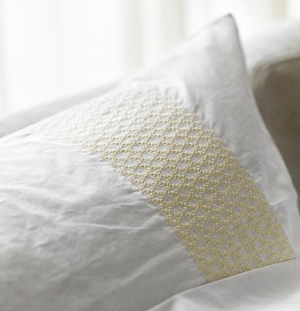 Tone Kroken Putetrekk Le Petite Hvit-Beige 60x80cm