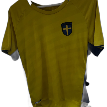 Gul fotbollströja med blå detaljer