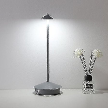 Genopladelig bordlampe Kreativ spisestue Touch Led Hotel Bar Kaffe Pina Pro bordlampe Lampada Da Tavolo Dekorativ skrivebordslampe