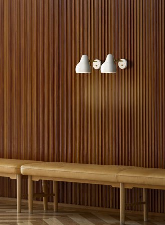 VL 38 vegglampe - hvit/messing