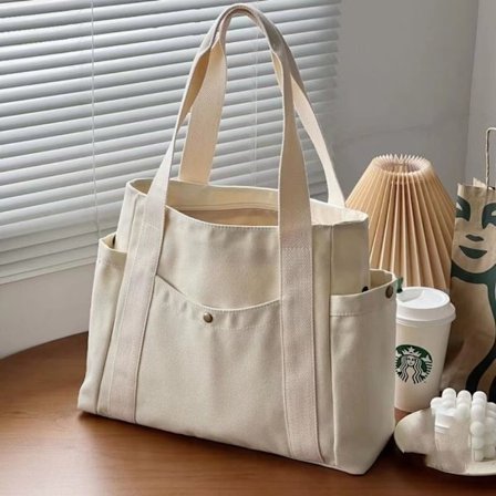 This large capacity tote bag is suitable for work, travel, preppy student outfits, school bags and other occasions.