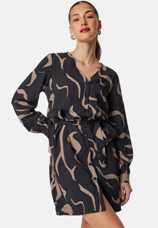 Object Collectors Item - Objjacira L/S V-NECK SHORT DRESS - Black/AOP Desert Taupe
