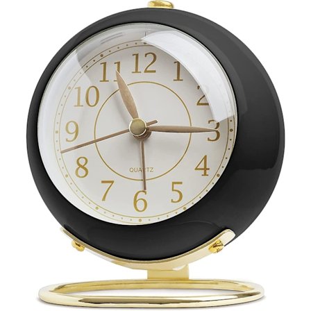 Lille bordur, retro soveværelse bord vintage analogt vækkeur, lydløst ikke-tikende gyldent ur