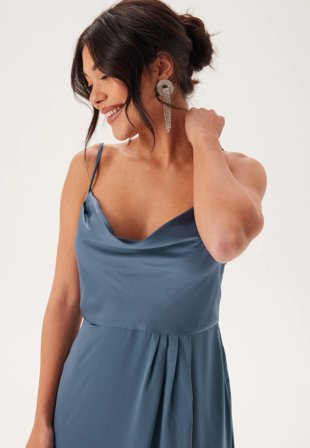 Bubbleroom Occasion - Waterfall Slit Satin Gown - 38