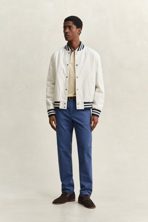 GANT Herren Slim Fit Classic Chinohose (42/32) Blau