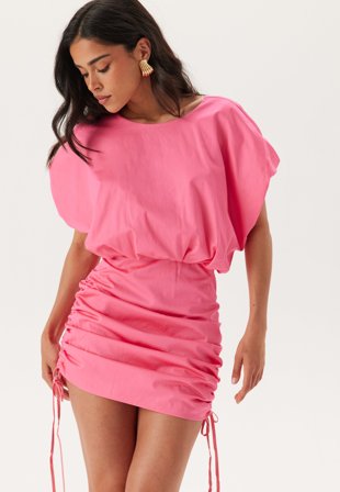 Andrea Norrman X Bubbleroom - Tie Back Mini Dress - Coral pink