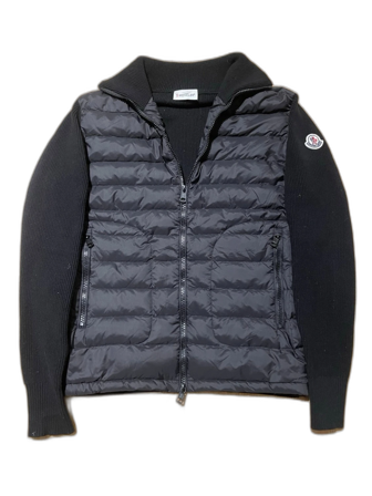 Svart dunväst från Moncler