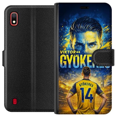 Kompatibelt Lommeboketui til Samsung Samsung Galaxy A10 Viktor Gyökeres fotballplakat i gult og blått med dramatisk stadionbakgrunn, sportillustrasj