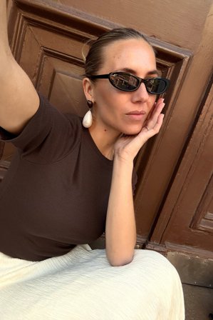 NA-KD Ribbstickad topp med rund halsringning - T-shirts - Brun - XS (EU 32)