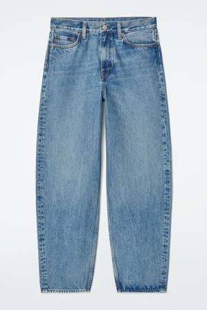 COS Frauen Arch Schmal Zulaufende Jeans in Blau