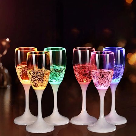 (B) 6-pakning LED-vinglass champagneglass lyser opp glass LED-væske