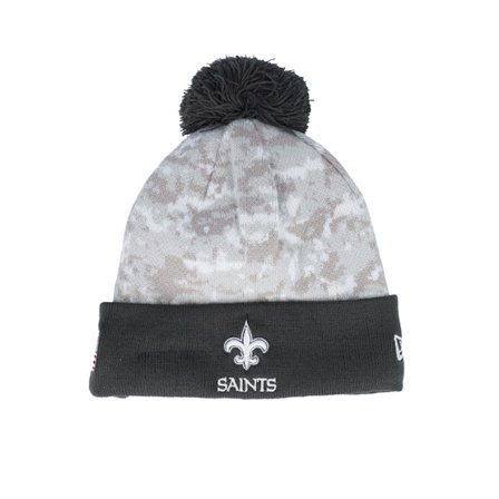 New Era - Camo pom Beanie - New Orleans Saints Nfl24 Salute To Service Camo/Graphite Pom @ Hatstore