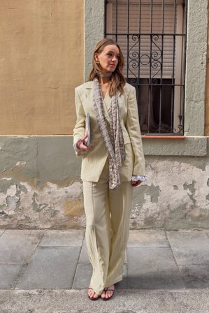 Kristine Bennigsen x NA-KD Pantalon taille mi-haute en tencel mélangé - Pantalon cigarette - Jaune - EU 34