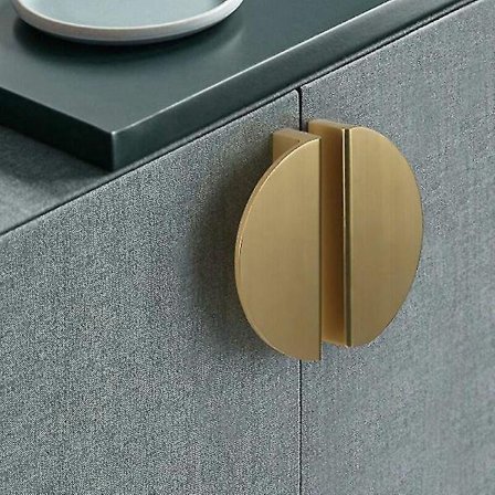 2 kappaletta puolipyöreitä kuun muotoisia vetolaatikon kahvoja, kultaiset messinkiset vetolaatikon vetimet keittiön, makuuhuoneen kaapin oveen, 