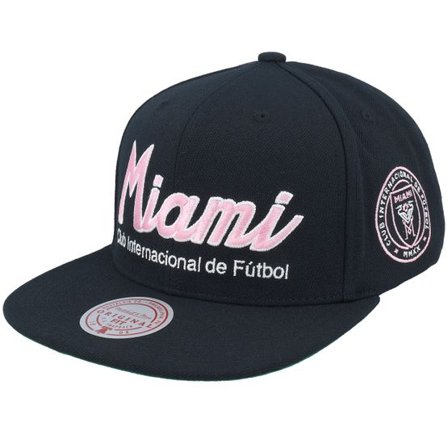 Mitchell & Ness - Football Svart snapback Keps - International Miami Fotball Club Team Script 2.0 Black Snapback @ Hatstore