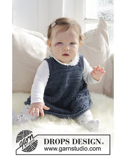 Strikkeoppskrift Babykjole - Drops Design