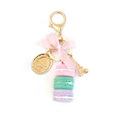 Macaron Cake Metal nøkkelring Dame Fashion Bag Pendant Utsøkt bildekorasjon Studentgave (rosa grønn lilla)