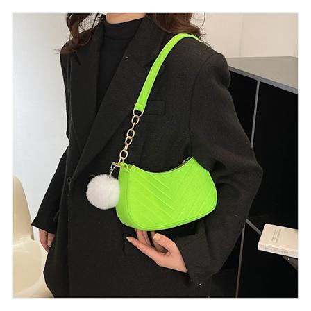 Utrikeshandel Mode Casual Pälsboll Damväska 2022 Frisk Och Retro Axelväska Graceful Och Fashionable Axel Western Style Liten Fyrkantig Väska Light 