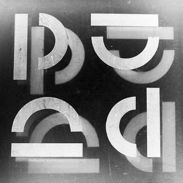 Living man PARTY DOZEN