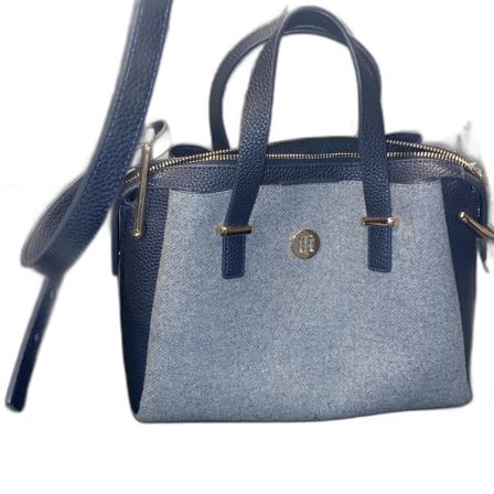 Tommy hilfiger crossbody bag