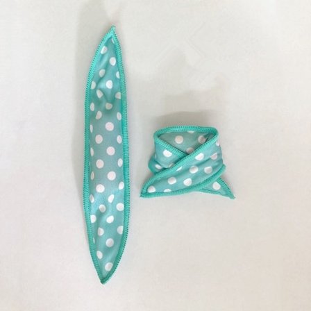 2 kpl sinistä joustavaa sienihierrullia, ei kuumaa taikahiusta