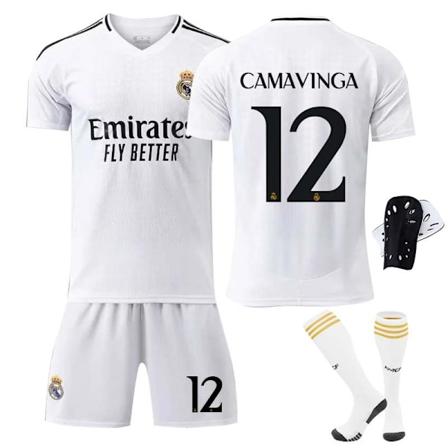 2425 Real Madrid fotbollströja Camavinga tröjset med strumpor+Skyddsutrustning S(165-170cm)