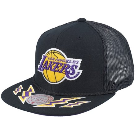 Mitchell & Ness - NBA Noir trucker Casquette - Los Angeles Lakers Recharge Black Trucker @ Hatstore