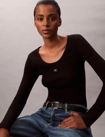 Calvin Klein Jeans Ls Woven Label 2X2 Rib Scoop Nec - Black - S