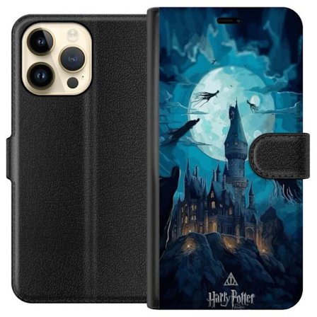 Yhteensopiva Lompakkokotelo Apple Apple iPhone 15 Pro Max Maaginen fantasiakuvaus, jossa linna kuunvalossa ja leijuvat olentot, pimeä satuilmapiiri n