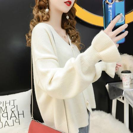 Kvinner strikkeplagg Høst Vinter Genser V-hals Idle Style Baggy Coat Flared Sleeve Cardigan Beige 57*96*48cm