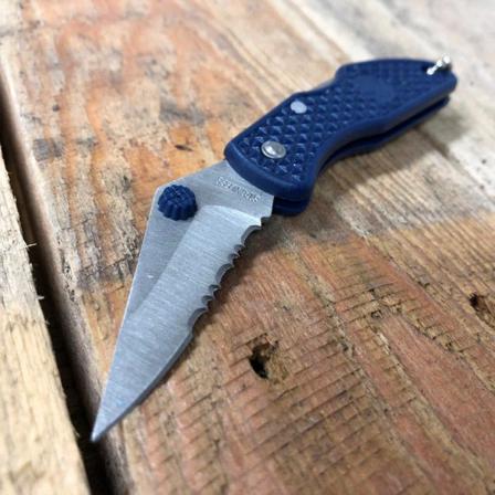 Master Cutlery - Enkel O Bra Fällkniv Darkblue Blå 1
