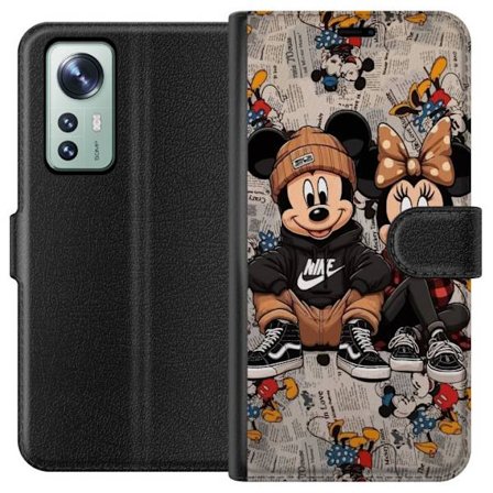 Kompatibelt Lommeboketui til Xiaomi Xiaomi 12 Tegnet musepar i streetwear med caps, joggesko og avisbakgrunn. Leken byillustrasjon med moderne popføl