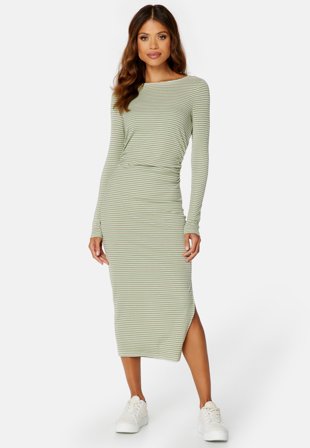 BUBBLEROOM Vendela drapy striped dress Green / Striped Klær