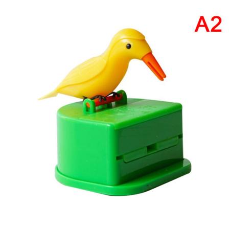 1 kpl Creative e Toothpick Dispenser Gag Automaattinen linnun hammastikku A2