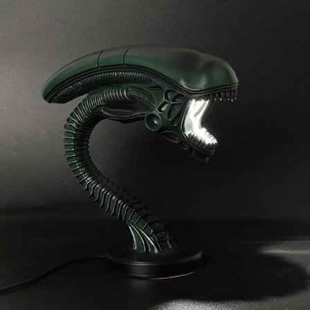 Alien varelse modellering bordslampa - kraftfull bordslampa i harts med livliga ögon och mun, plug-in nattlampa
