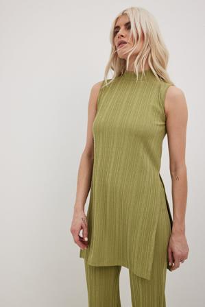 NA-KD Trend Topp med sidoslits och oregelbunden ribbning - Loungewear - Grön - Medium