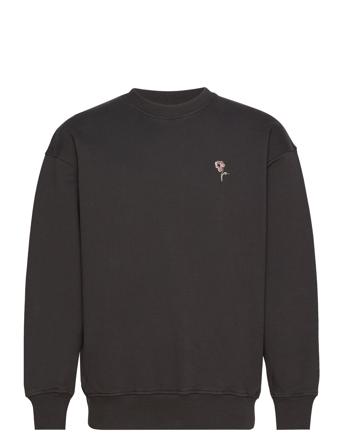 Over D Crewneck Tops Sweatshirts & Hoodies Sweatshirts Black Roots By Han Kjøbenhavn