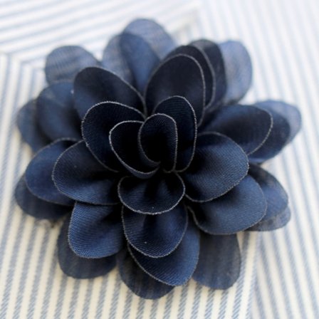 Flor de solapa elegante azul marino para hombres - Alfileres de solapa con flores