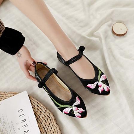 Dam Spetsad Tå Låg Klack Broderade Tyg Skor