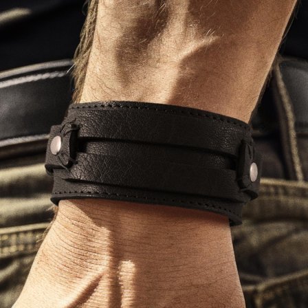 Gladius | Bracelet en cuir de buffle pleine fleur noir à bouton-pression pour hommes - Bracelets larges