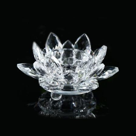 Crystal Lotus Flower Figuuri Lootuskukka Ornamentti LÄPINÄKYVÄ transparent