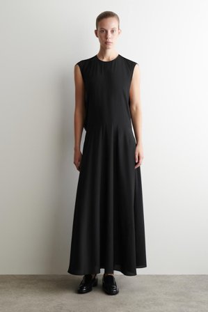 COS Femme Robe Longue Drapée En Soie in Noir