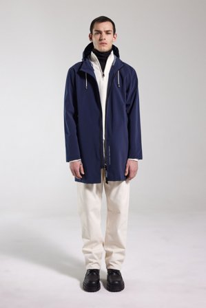 Stockholm Lightweight Zip Matte Raincoat Navy
